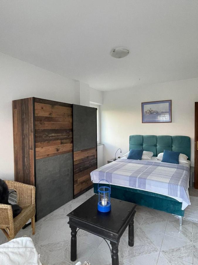 Apartman Kacic Sveti Ivan Dobrinjski Экстерьер фото